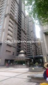 法拍新北市樹林區碧連天-學勤路308號-亞東電梯大樓1,646萬